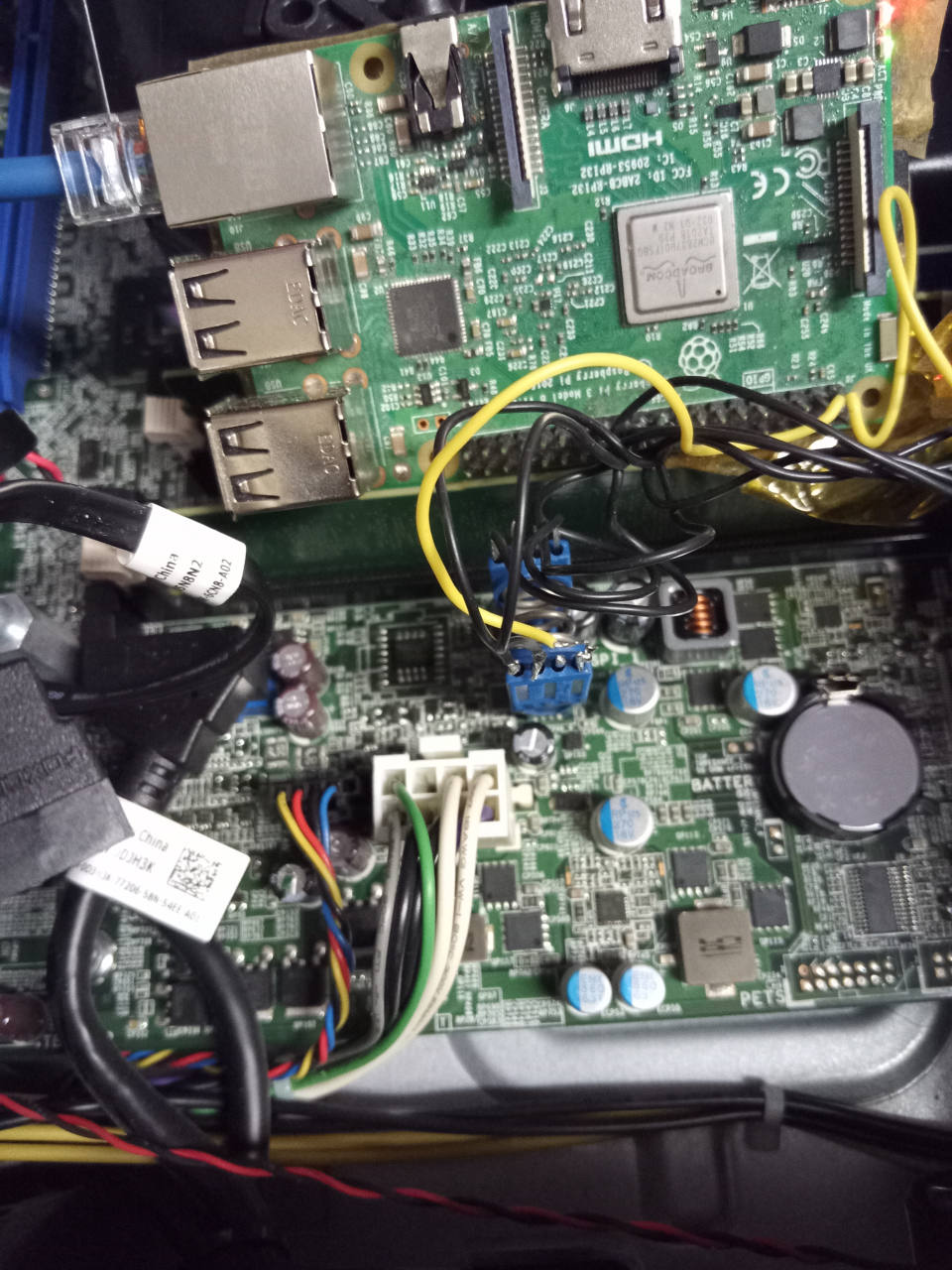 SOIC8 flash IC on 9020 SFF